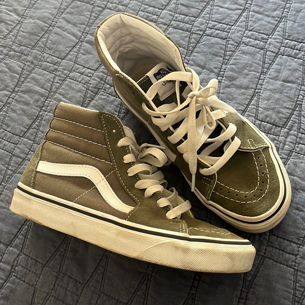 Vans high top skate shoe
